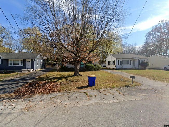 Image of 1556 Virginia Dr