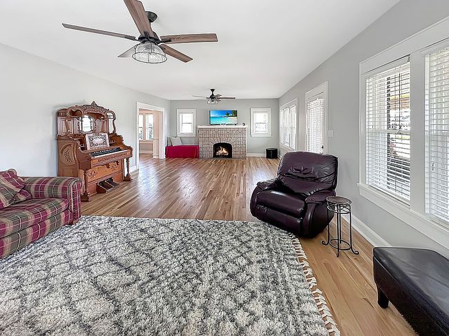 Image of 1103 Magnolia St