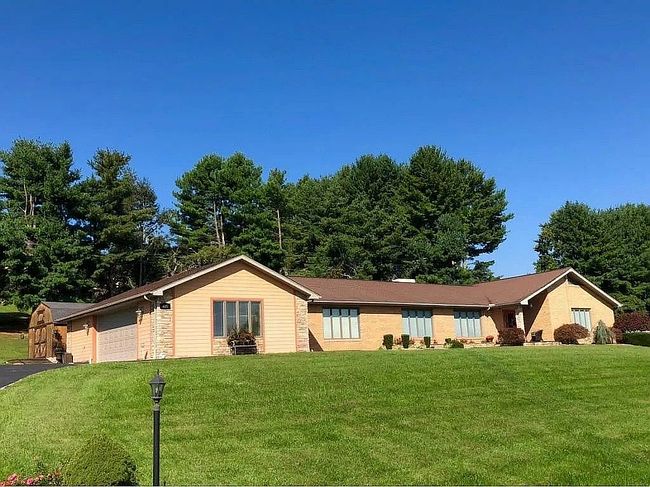 Image of 615 Orchard Ln Sw