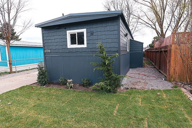 Image of 1736 W Marlborough Ave