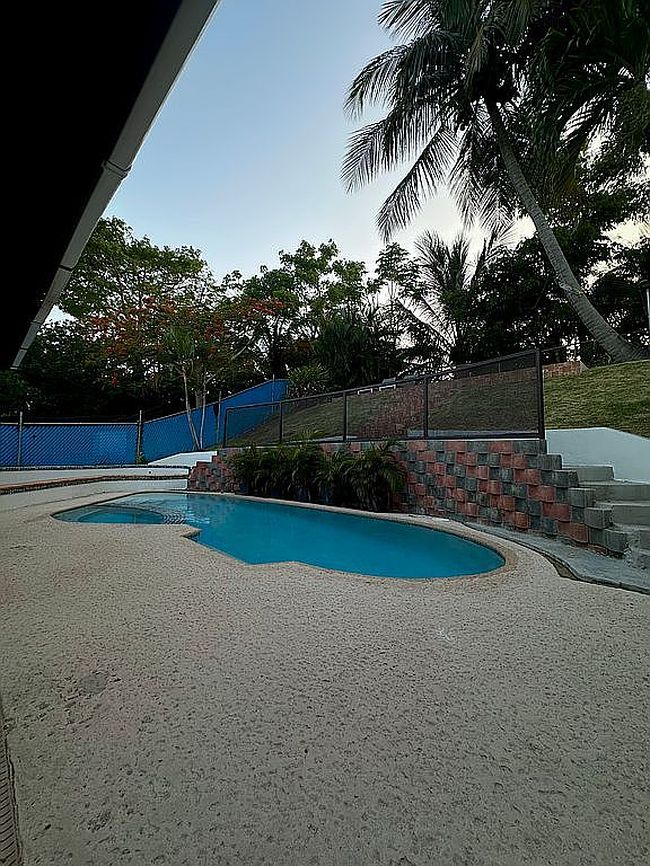 Photo of 6 Two #J, Humacao, PR