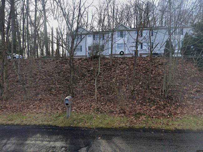 128 Winston Way, Greensburg, PA