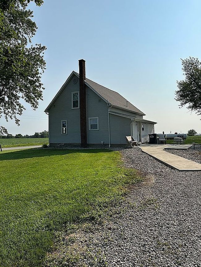 Photo of 3797 E 700 N, Urbana, IN