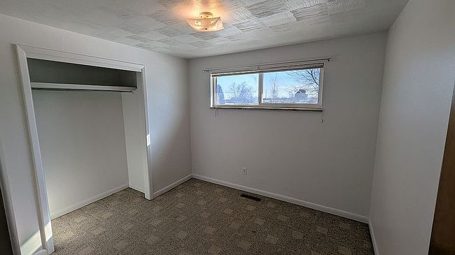 Preview of property located at 2 Lincoln Pl