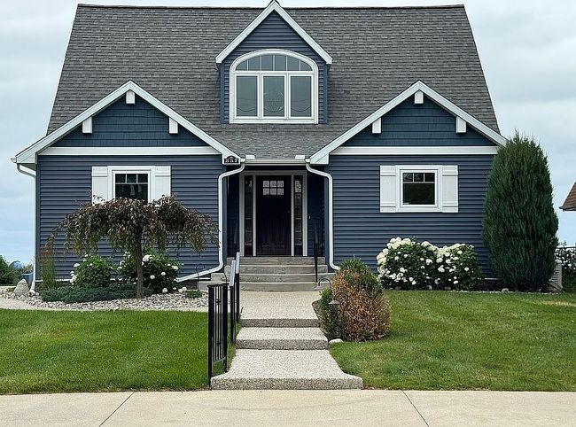 Photo of 357 Killarney Beach Rd, Bay City, MI