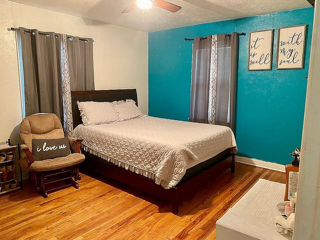 Image of 906 Haney St