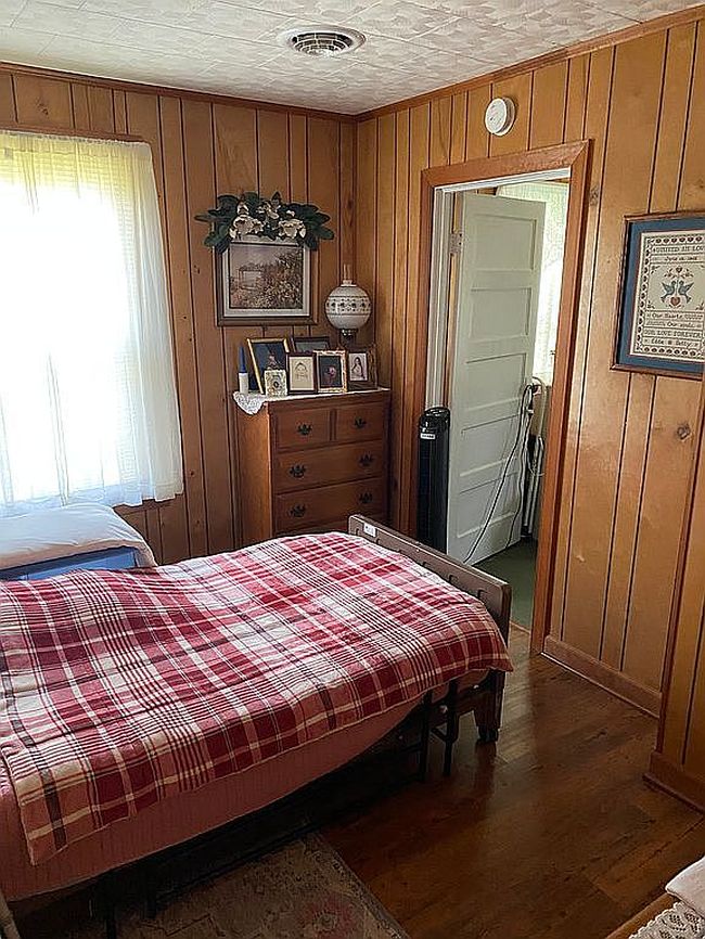 Photo of 410 2nd St, Blackstone, VA