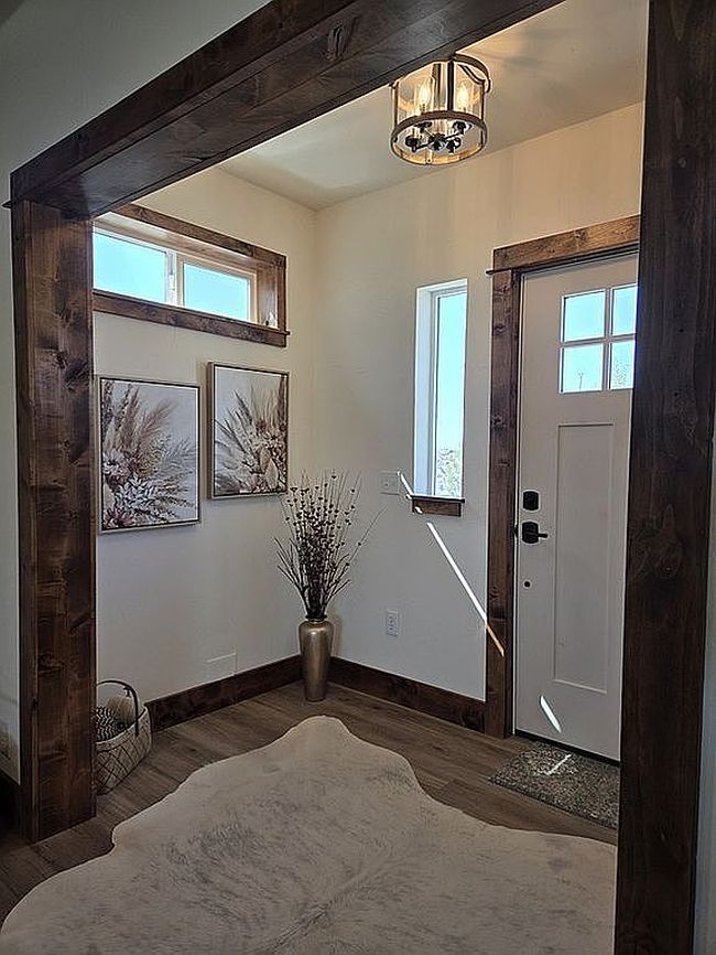 Image of 57777 Maple Circle Rd