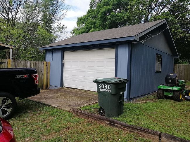 Additional photo 1 of property located at 1165 Comet Rd