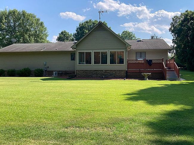 Preview of property located at 208 Lenderman Dr