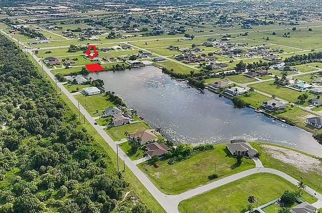 2321 Ne 17th St, Cape Coral, FL