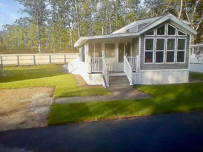 Photo of 1 Seacoast Ln #117, Old Orchard Beach, ME