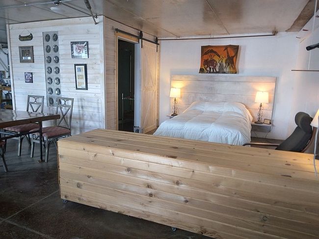 Image of 410 River St