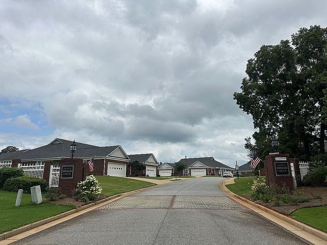 Photo of 5006 Autumn Leaf Ln, Phenix City, AL