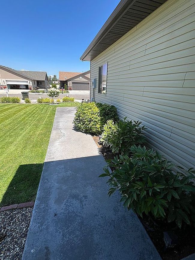 Photo of 566 Ridgecrest Ave, Blackfoot, ID