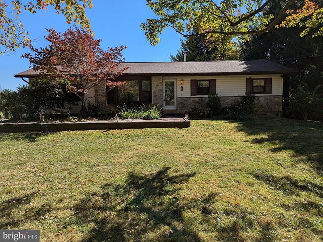Preview of property located at 6270 Groveland Rd