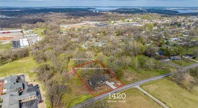 Photo of 1420 Sumac Rd, Grove, OK