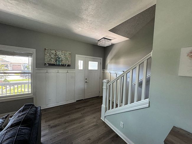 Additional photo 1 of property located at 228 Knotty Pine Ln