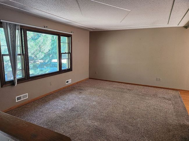 Photo of 16021 Creekwood Rd, Prior Lake, MN