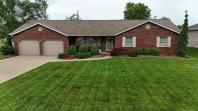Photo of 102 E Northview Dr