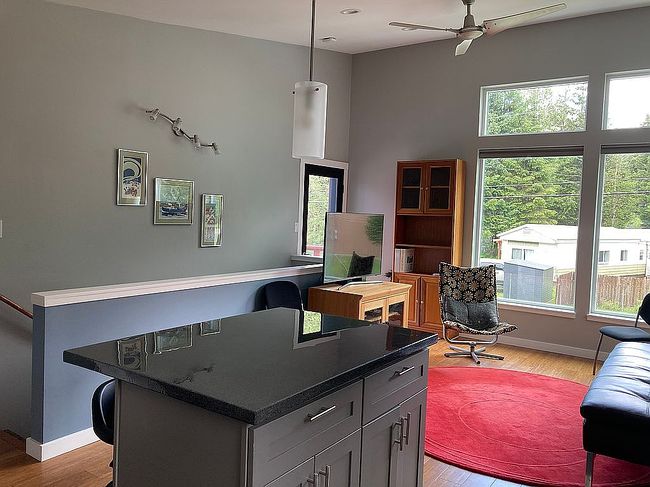 Image of 3710 Amalga St