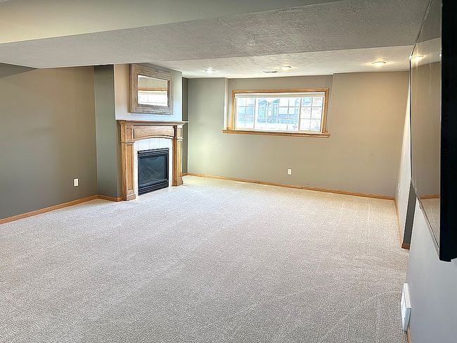 Image of 608 Fairway Dr