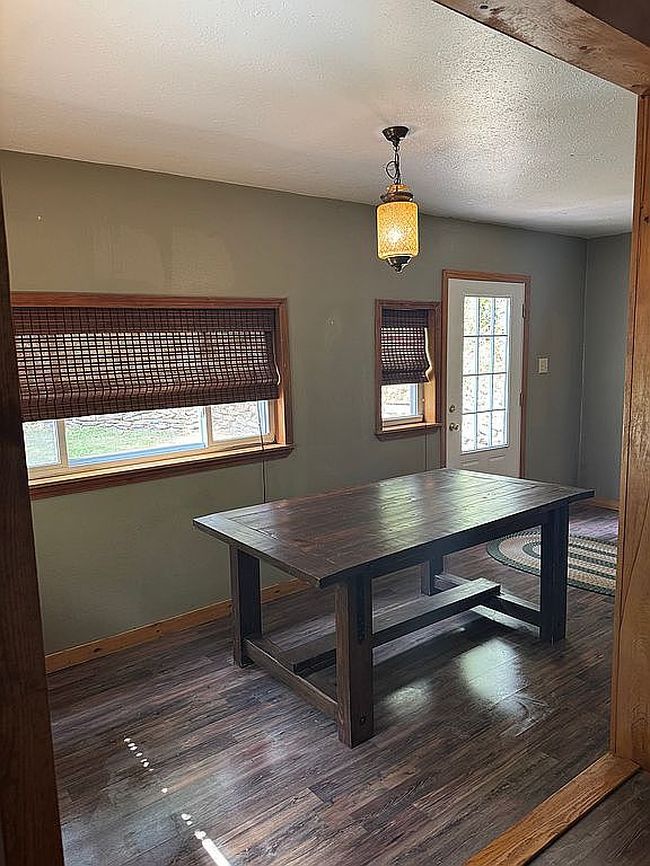 Photo of 240 Coal Valley Rd, Clairton, PA