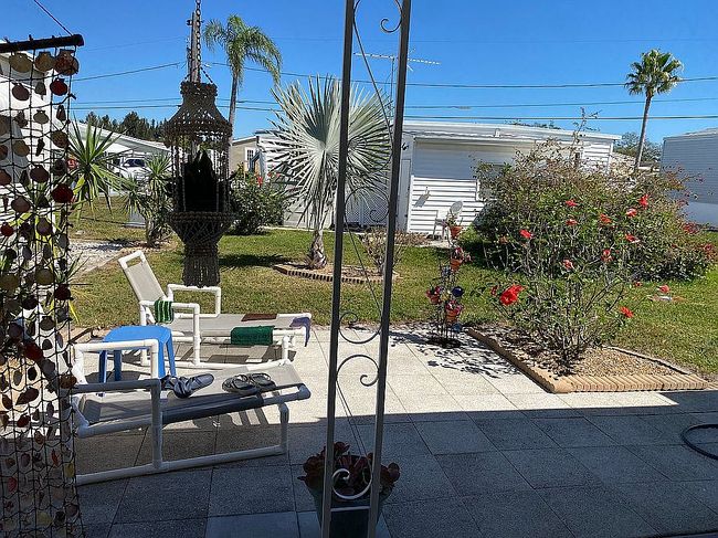 Image of 405 Lake Rd