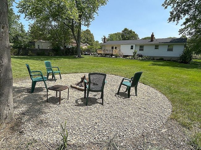 Image of 7936 Twin Oaks Dr