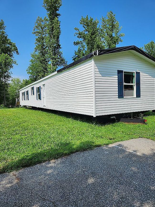 Photo of 121 Pine Cone Trl, Reidsville, NC