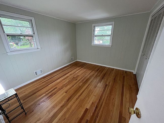 Photo of 2 Perry Rd, Bloomfield, NJ