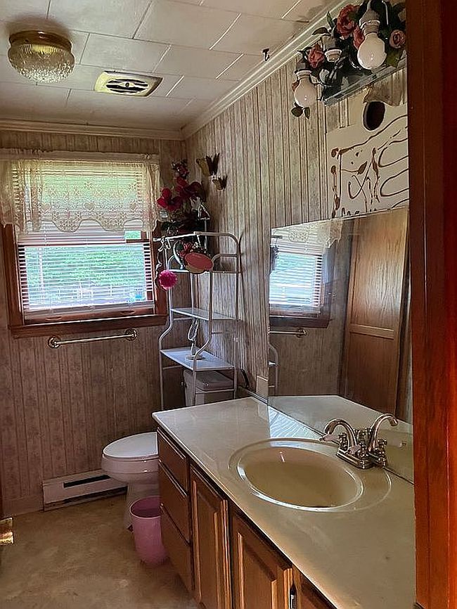 Image of 151 Debby Ln
