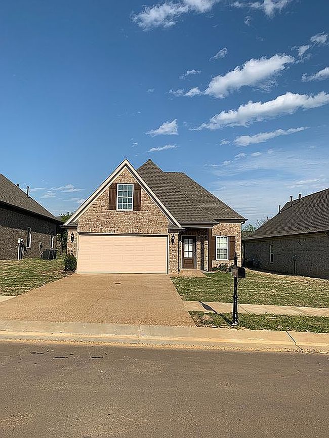 Preview of property located at 7908 Park Valley Dr