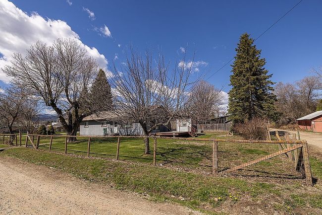 Image of 221 S Kootenai Bay Rd