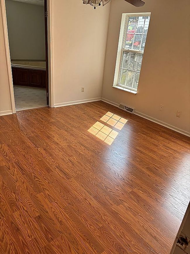 Preview of property located at 25 Thamsen Dr