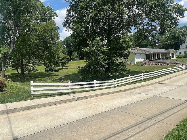 Photo of 602 Hall St, Bridgeport, WV