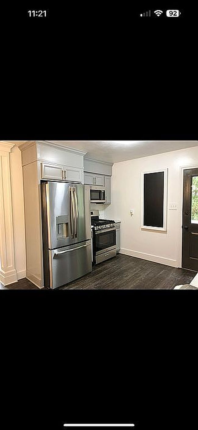 Image of 2933 Schick Blvd