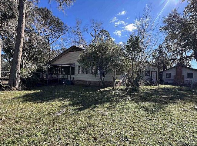Image of 1827 Ne Cherry Lake Cir