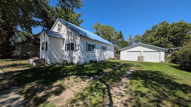 Photo of 420 N Mulberry St, Cody, NE