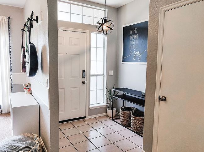 Additional photo 3 of property located at 2910 Sandstone Cir