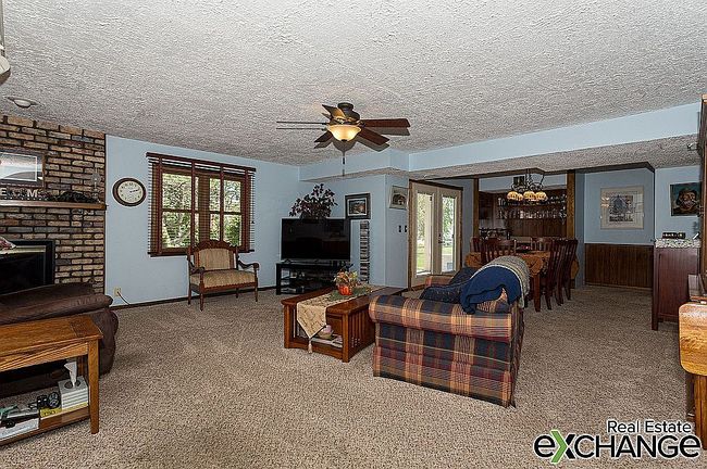 Photo of 3065 Parkwild Dr, Bettendorf, IA