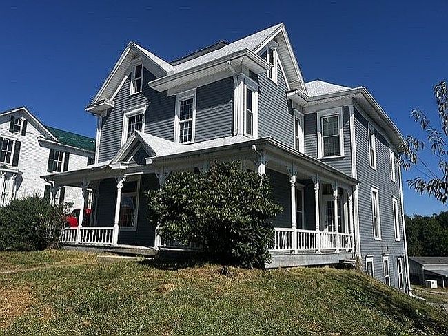 Photo of 501 E Main St