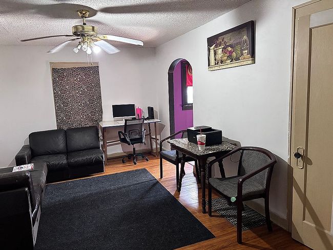 Image of 6 Illinois St