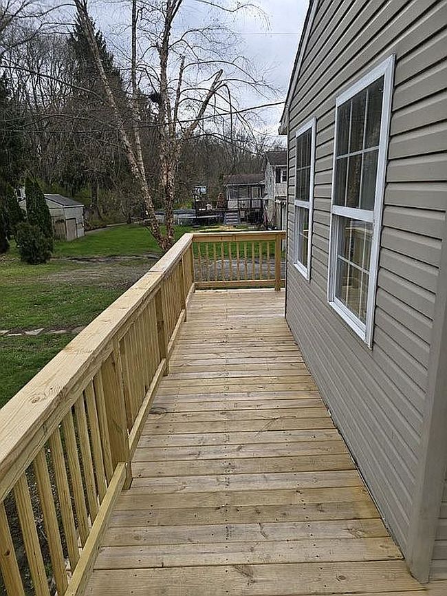 Image of 16 Birch Dr