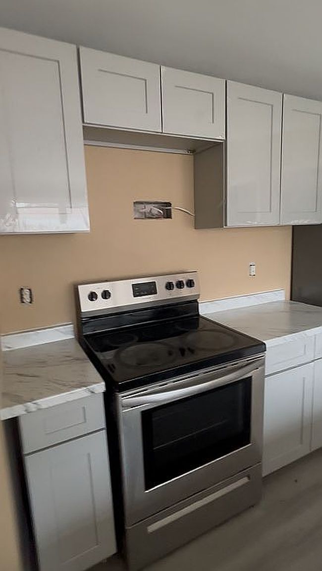 Image of 1601 E Slaughter Ln #53-Trailer