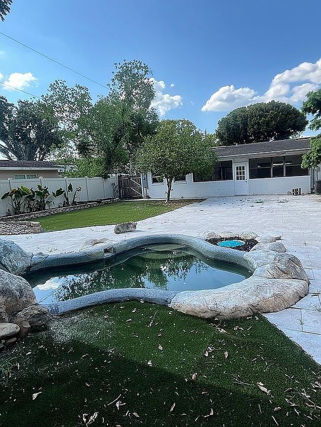 Photo of 230 South St, Fern Park, FL