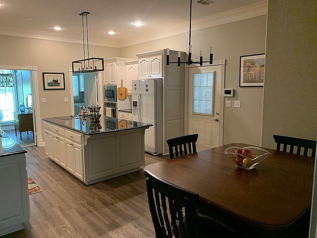 Image of 5 Lilac Ln