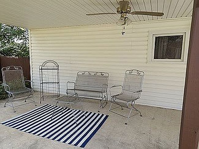Photo of 339 Glastonbury St, Hawk Run, PA