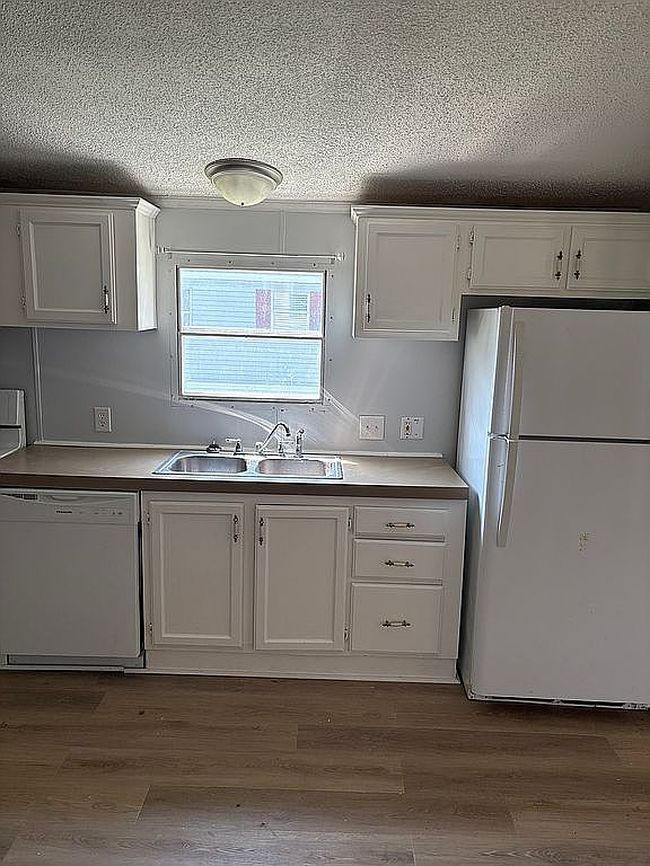 Photo of 415 N Elkhart St #46, Wakarusa, IN
