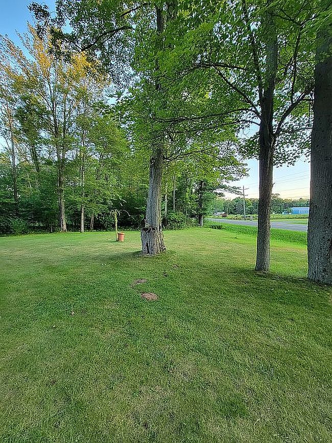 Photo of 183 S Nine Mile Rd, Midland, MI